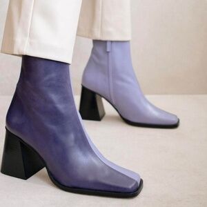 Alohas purple boot
